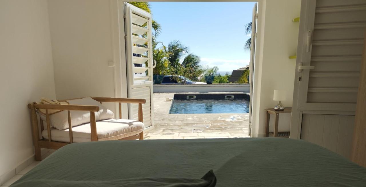 Bas De Villa Vue Mer Avec Deux Chambres Grand-Bourg  Dış mekan fotoğraf