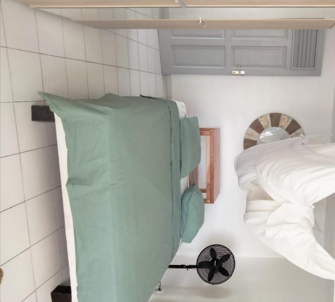 Bas De Villa Vue Mer Avec Deux Chambres Grand-Bourg  Dış mekan fotoğraf